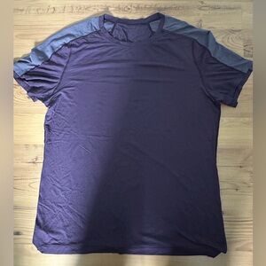 Men's L Purple Dry Sense Lululemon Short Sleeve Athletic Shirt